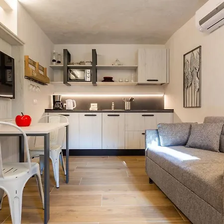 Dom wakacyjny Borgo Cantagallo Casa Olivia 1 Tremosine